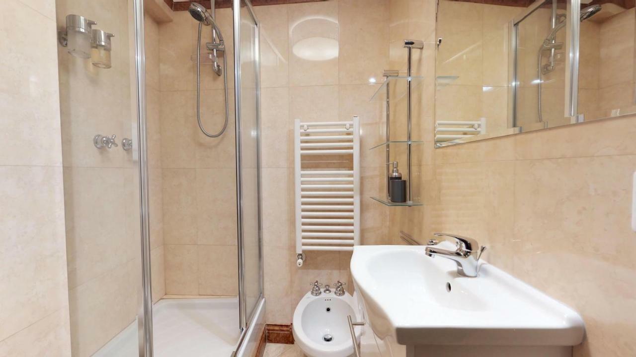 Hemeras Boutique Homes - Design Flat In Milan Fashion District Buitenkant foto